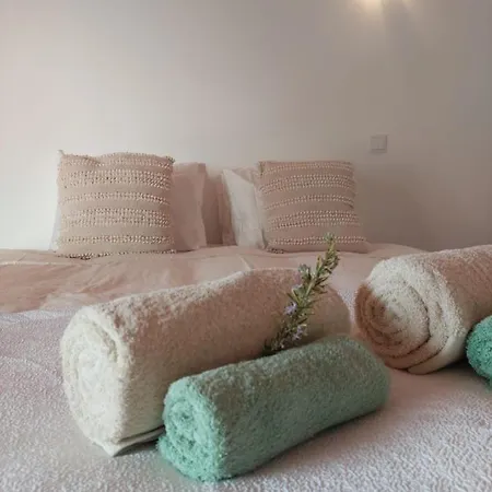 Villa Stunning 8-bed In Estoi